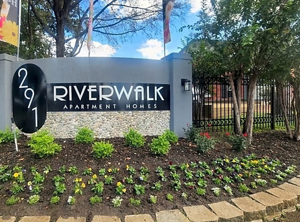 Riverwalk Apartments - Conroe, TX