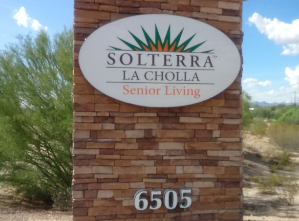 Friendship Villas At La Cholla Apartments - Tucson, AZ