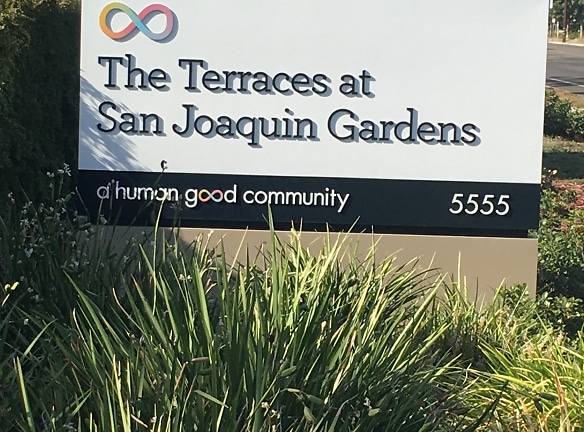 THE TERRACES AT SAN JOAQUIN GARDENS Apartments - Fresno, CA