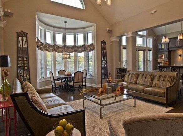 710 Zumstein Ln - Westerville, OH