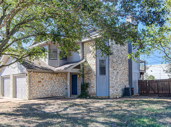 1205-1207 Gregory Ln - Round Rock, TX