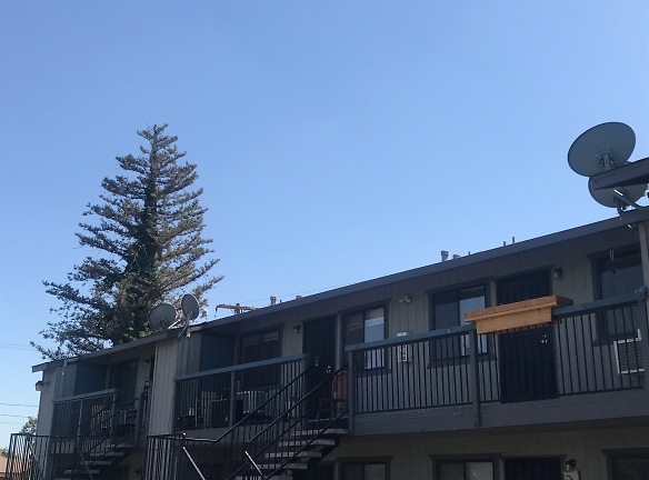 Sierra View Apartments - Ceres, CA