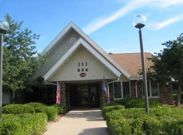 Pioneer Place Apartments - Poynette, WI