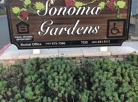 Sonoma Gardens Apartment Complex - Santa Rosa, CA