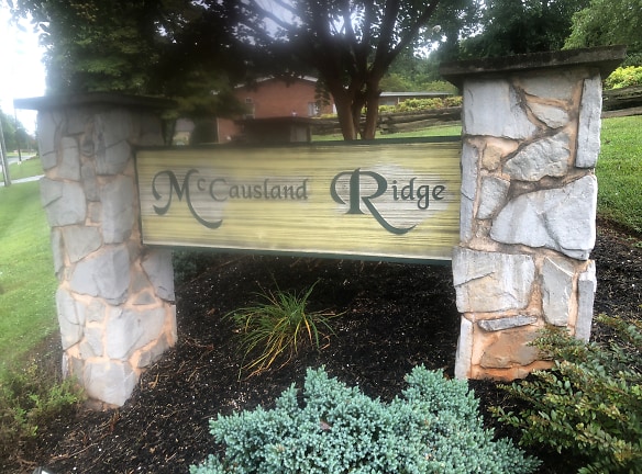 MCCAUSLAND RIDGE Apartments - Lynchburg, VA