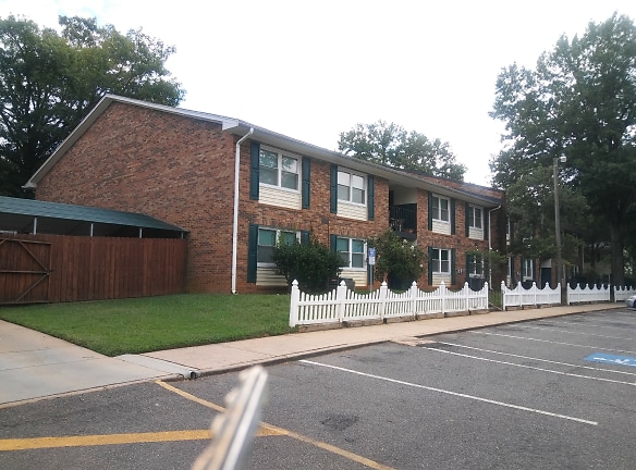 Laurel Hill Apartments - Shelby, NC