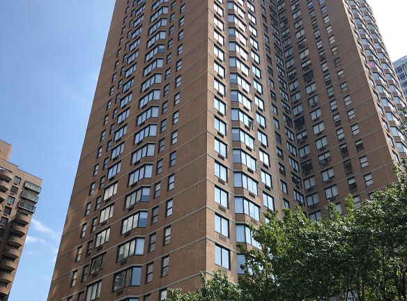 WINDSOR COURT Apartments - New York, NY