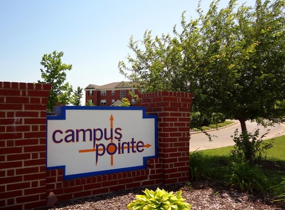 Campus Pointe Apartments - Charleston, IL