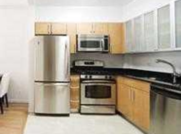Forest Hills Best Apartments - Forest Hills, NY