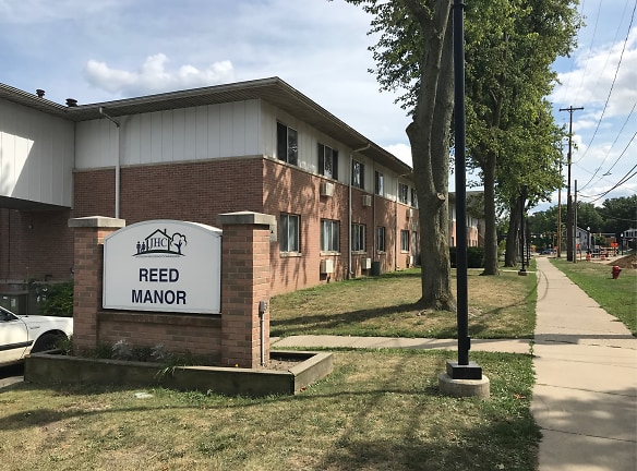 Reed Manor Apartments - Jackson, MI