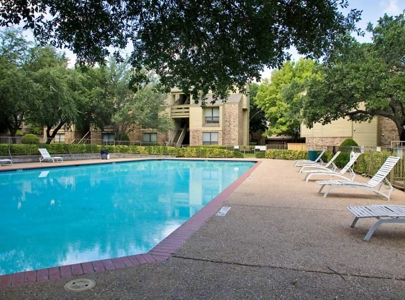 Preston Racquet Club Condominiums - Dallas, TX
