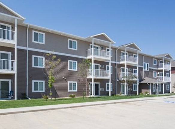 Lincoln Meadows Apartments - Dickinson, ND