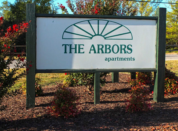 Arbors - Blacksburg Apartments - Blacksburg, VA