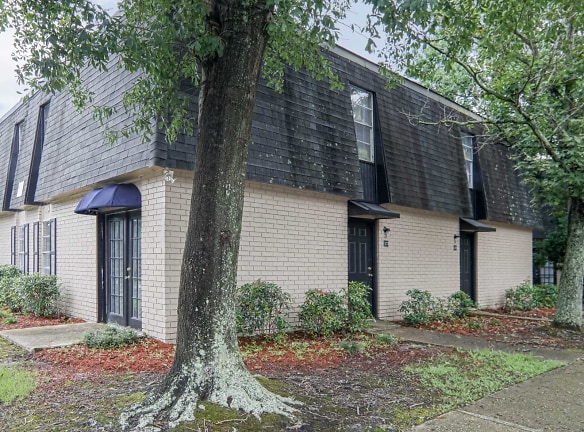 Eastwood Townhomes - Pascagoula, MS