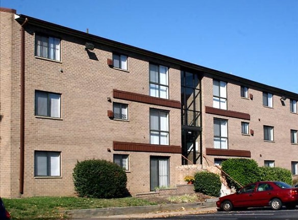 Rose Hill Apartments - Alexandria, VA