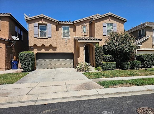 4563 Vincent Way - Riverside, CA