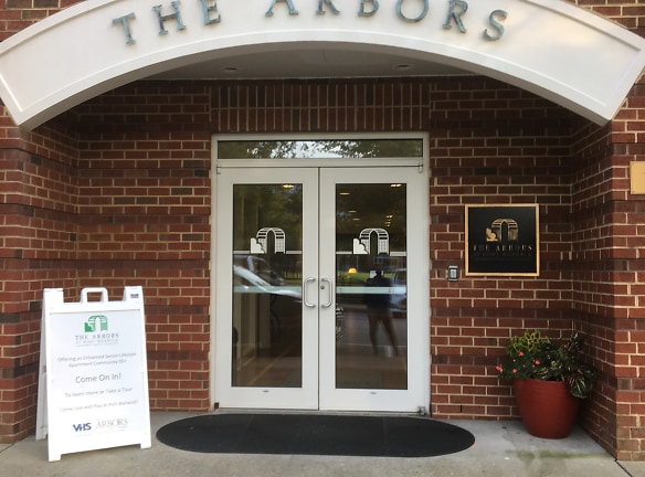 Arbors At Port Warwick, The Apartments - Newport News, VA