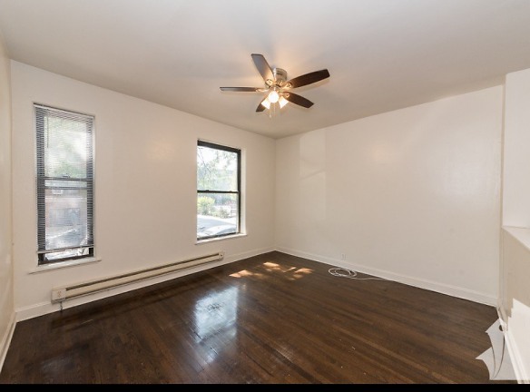 3823 N Greenview Ave unit 1W - Chicago, IL
