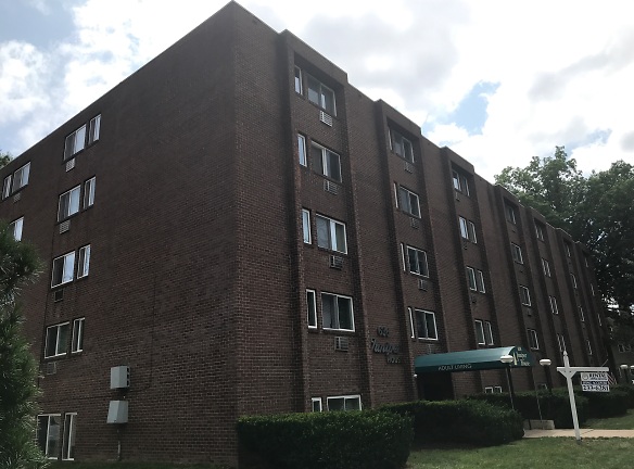 Juniper House Apartments - Hartford, CT
