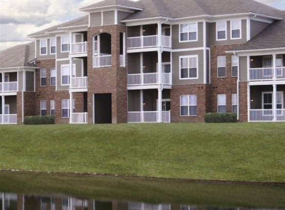 River Stone Apartments - Columbus, IN