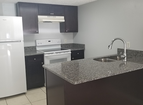 7949 Pinehurst Dr unit 7949 - Spring Hill, FL