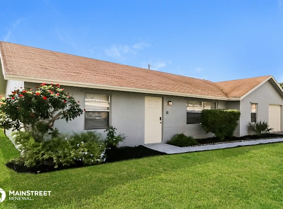 2152 Ne 1St Ct - Boynton Beach, FL