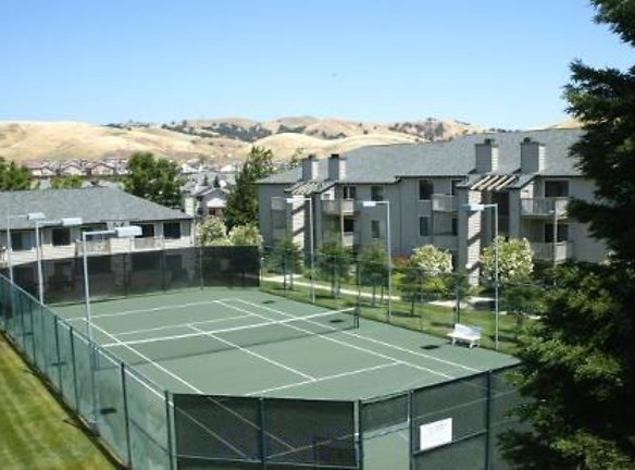 The Pointe Apartments - Fairfield, CA