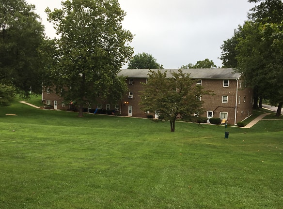 Mount Airy Apartments - Mount Airy, MD
