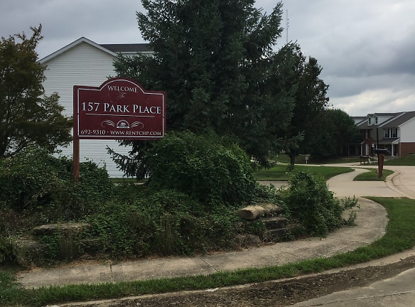 157 Park Place Townhomes Apartments - Edwardsville, IL