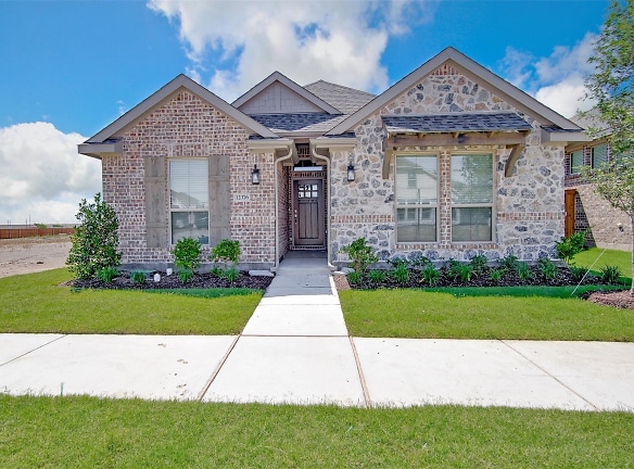 12376 Iveson Dr - Haslet, TX