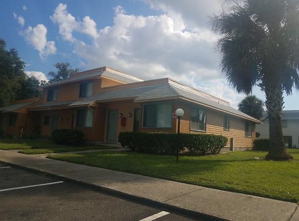 San Jose Villa Apartments - Jacksonville, FL