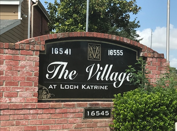 Village At Loch Katrine, The Apartments - Houston, TX