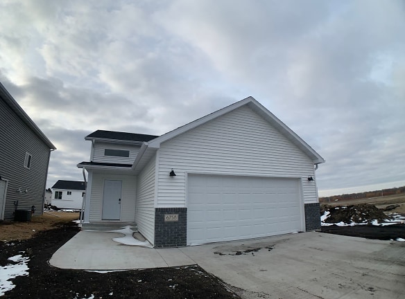 6758 71st Ave S - Horace, ND