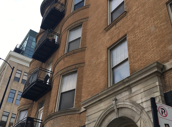 36 S Ashland Ave Apartments - Chicago, IL