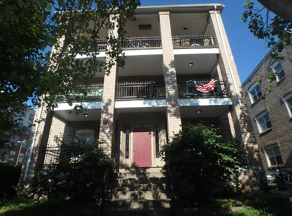 400 S Ninth St Apartments - Columbia, MO