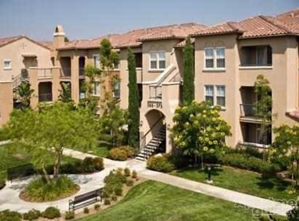 Quail Meadow Apartment Homes - Irvine, CA