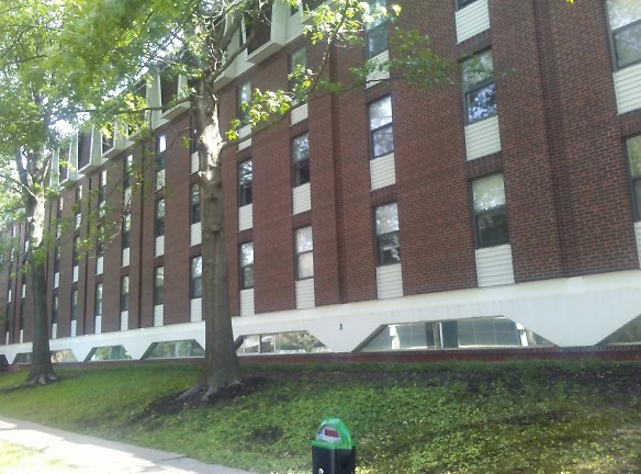 University Place Apartments - Columbia, MO