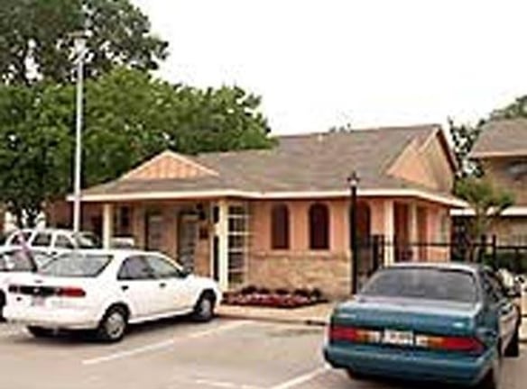 Franciscan Apartments - Garland, TX