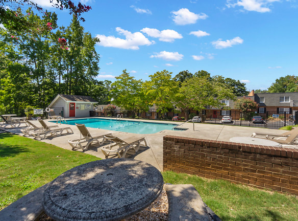 Overbrook Place Apartments - Greenville, SC