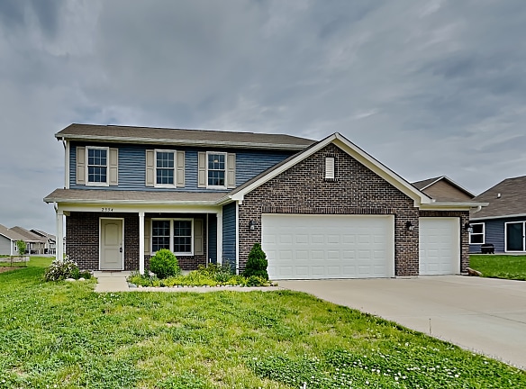 2354 Silver Spur Dr - Greenfield, IN
