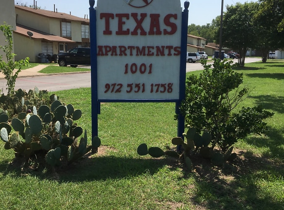 Texas Apartments - Terrell, TX