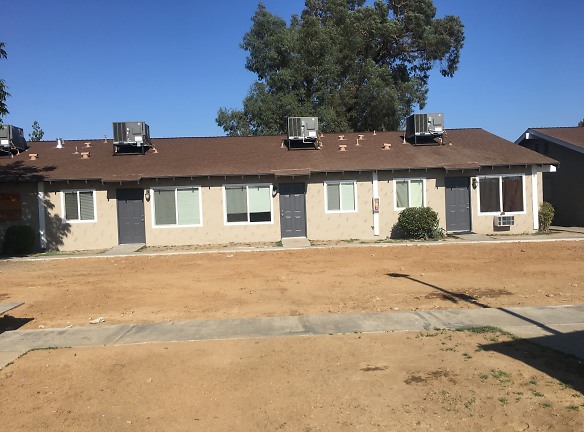 Las Villas Apartments - Fresno, CA