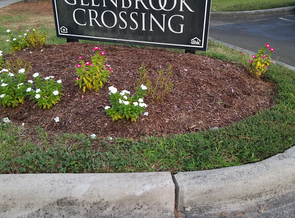 Glen Brook Crossing Apartments - Raleigh, NC