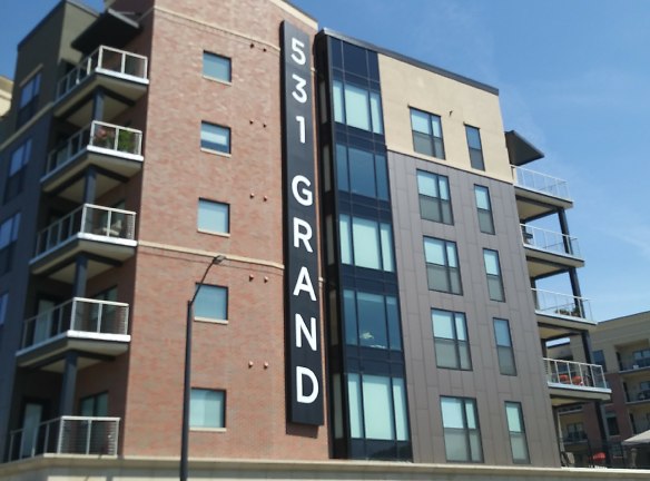 531 Grand Apartments - Kansas City, MO