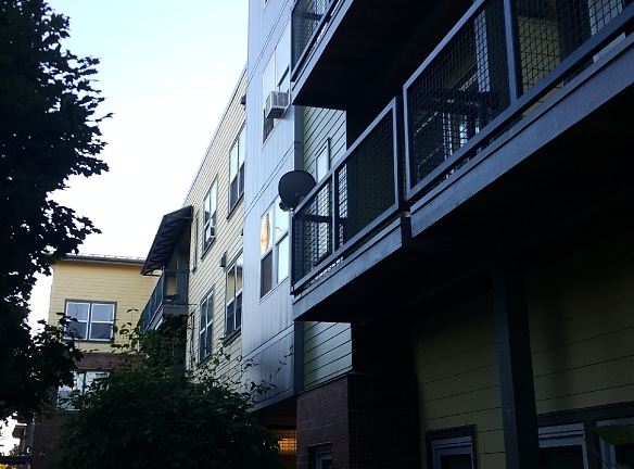 Humboldt Gardens Apartments - Portland, OR