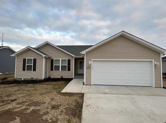 456 Deluth Dr - Bowling Green, KY