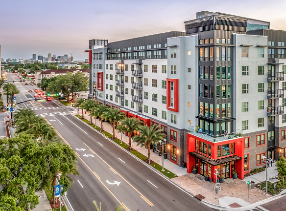 Vida Health Village Apartments - Orlando, FL
