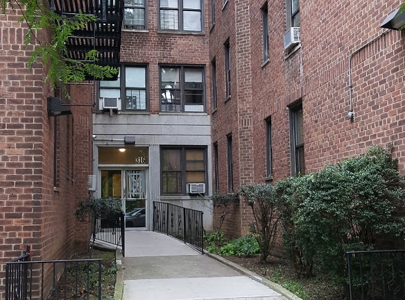 316 E. Mosholu Pkwy Apartments - Bronx, NY