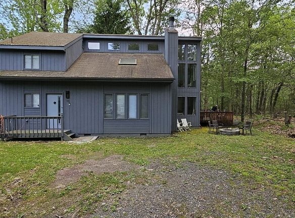 628 Forest Dr - Tobyhanna, PA