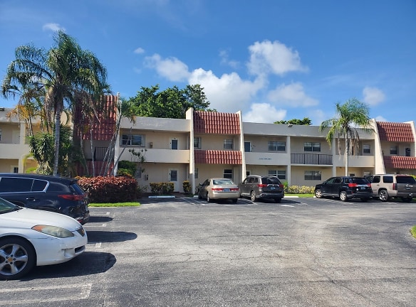 2500 Fiore Way #202-C - Delray Beach, FL